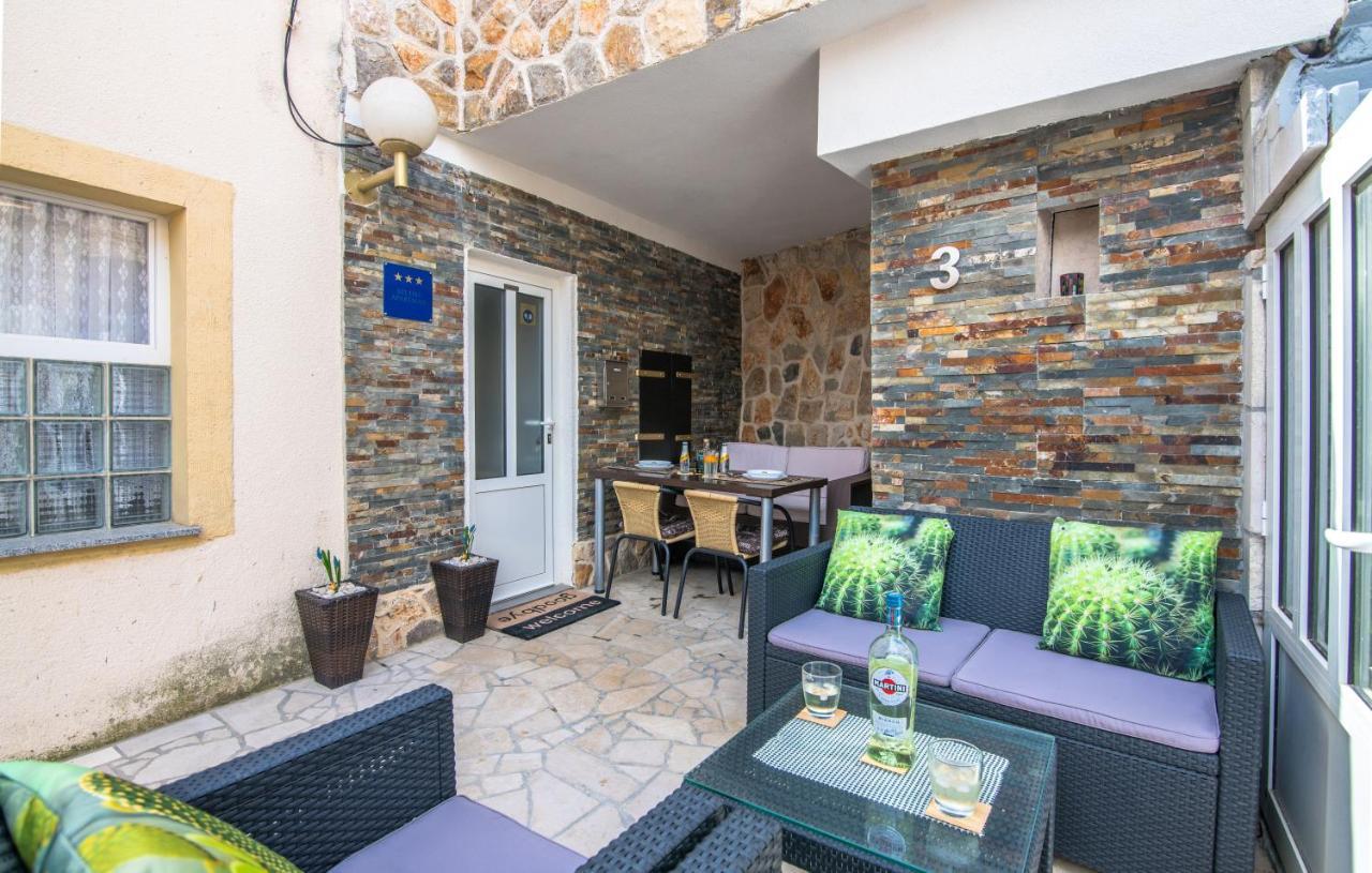 Stone House Knez Vrbnik Exterior foto