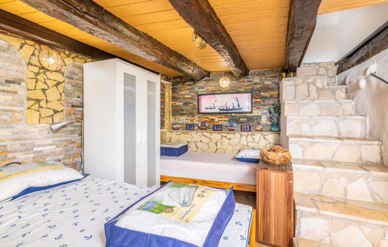 Stone House Knez Vrbnik Exterior foto